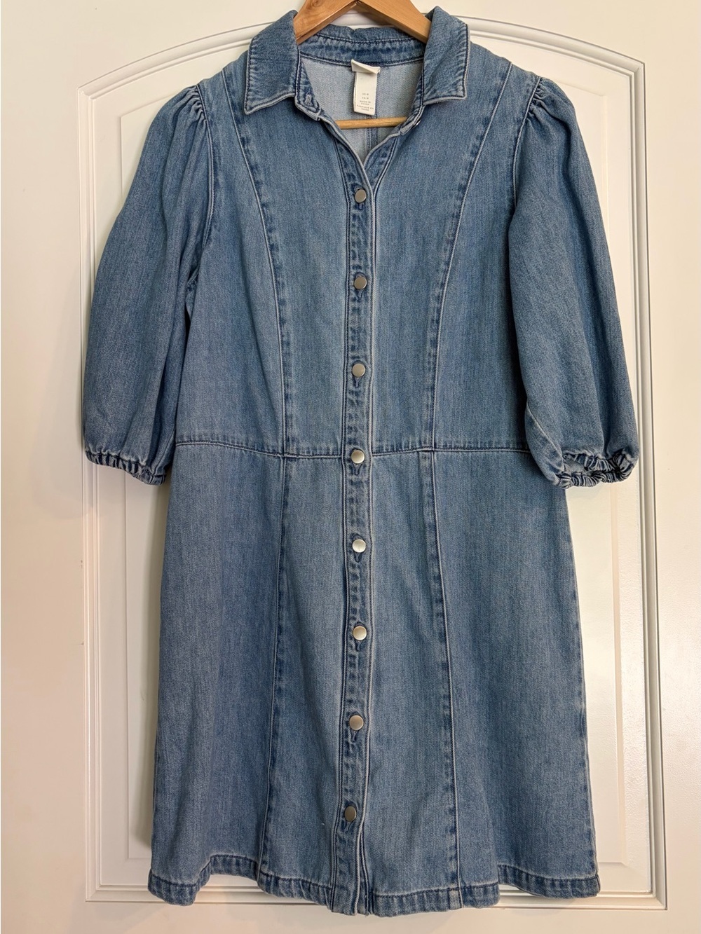 H&M Women’s Button-Front Light Wash Denim Cotton Blend Dress M